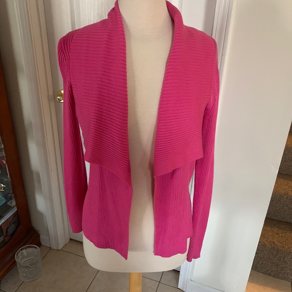 Ralph Lauren XS ladies pristine pink cardigan. B8